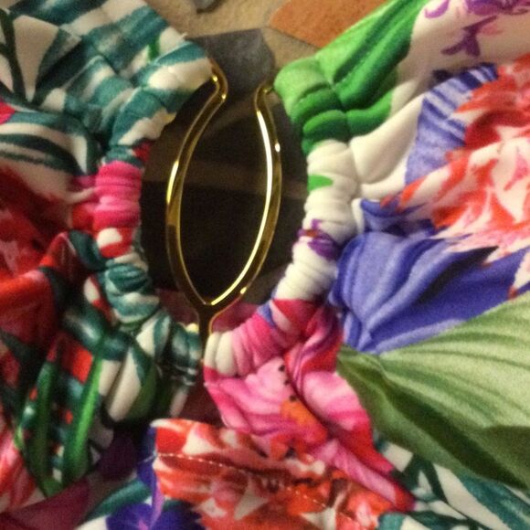 *Sale* Island Escape Floral Tankini - Picture 3 of 5